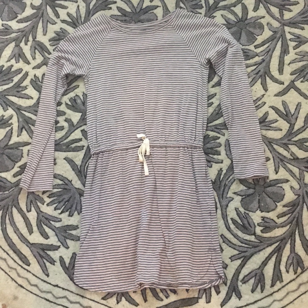 Gap long sleeve cotton dress